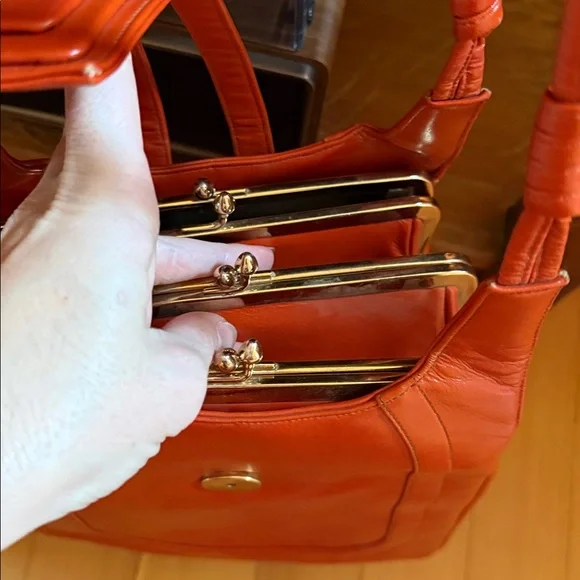 VINTAGE LOU TAYLOR Leather Multi Clutch Purse - Picture 5 of 7